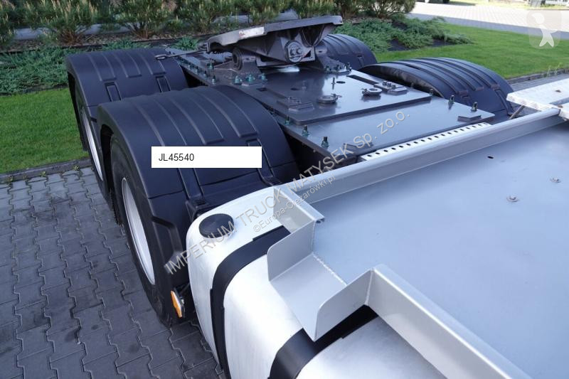 Traktor Volvo / 600 / DMC: 180.000 KG