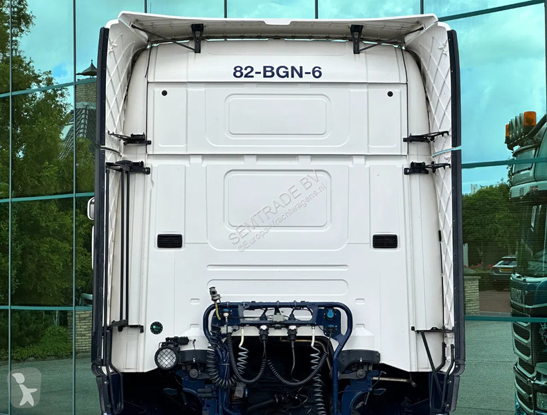 Traktor Scania R410 TOPINE RETARDER 2X TANKS...