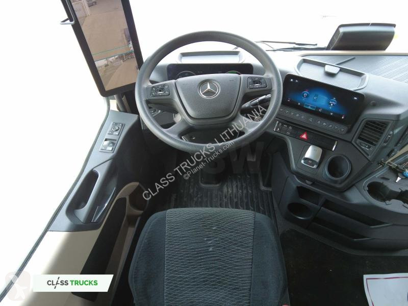 Tahač Mercedes 5 1845 BigSpace, Max tanks