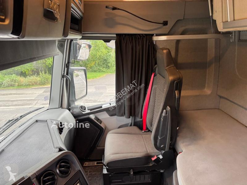 Traktor Renault  T480