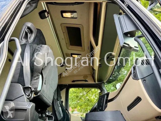 Trekker Mercedes 5 /1942/Mirror...