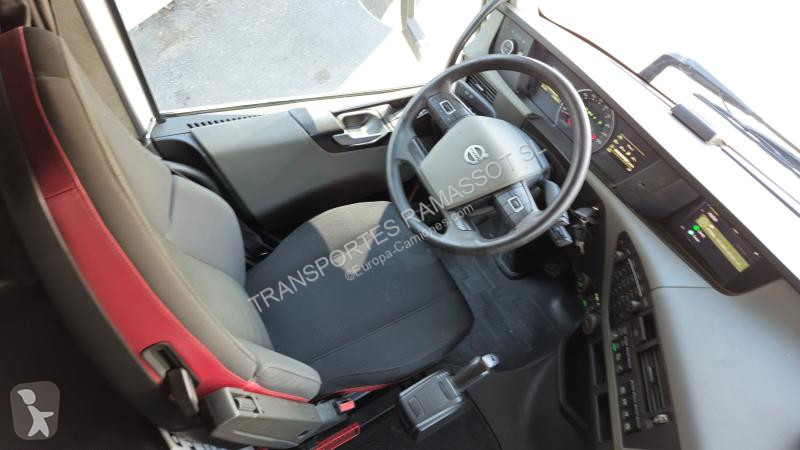 Traktor Volvo 500 Globetrotter