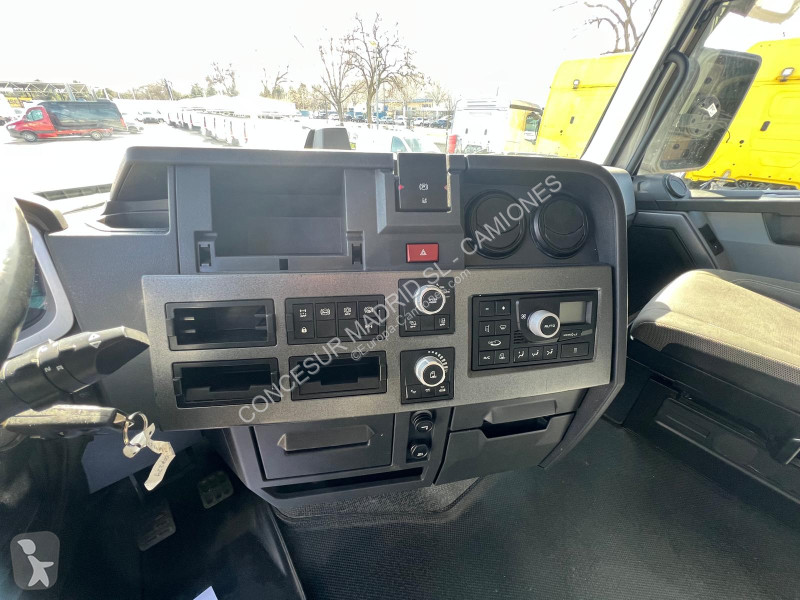 Traktor Renault T 520