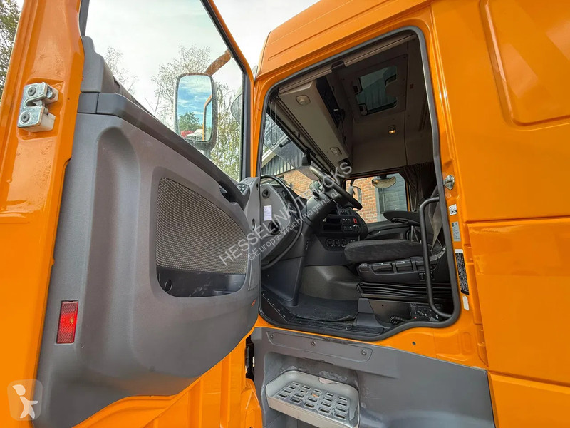 Trekker DAF 440 Space Cab 612.911KM 9T Vooras!...