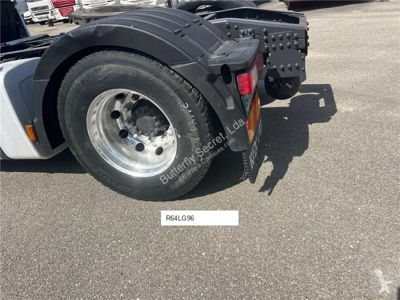 Cap tractor Renault AE 440