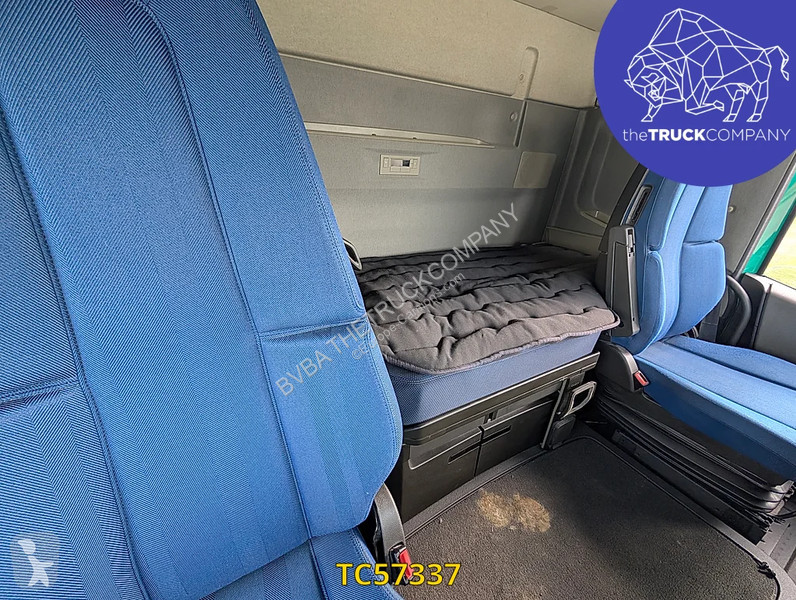 جرار Volvo 500