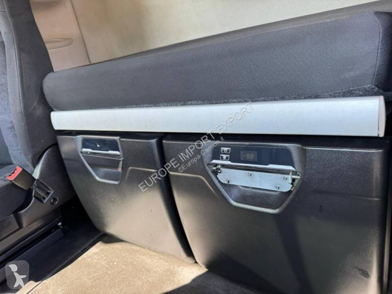 جرار Iveco