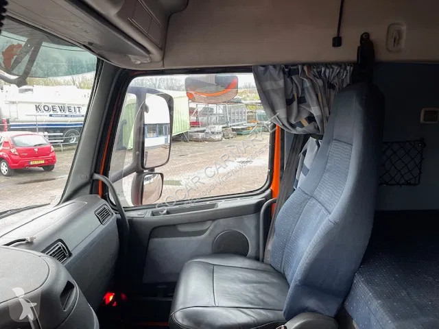 جرار Volvo 400 Original Holland truck Euro 5