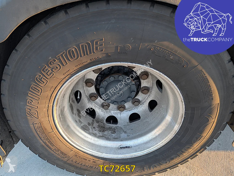 جرار Iveco S-Way 480