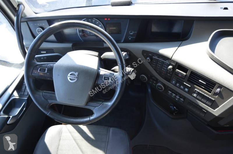 جرار Volvo