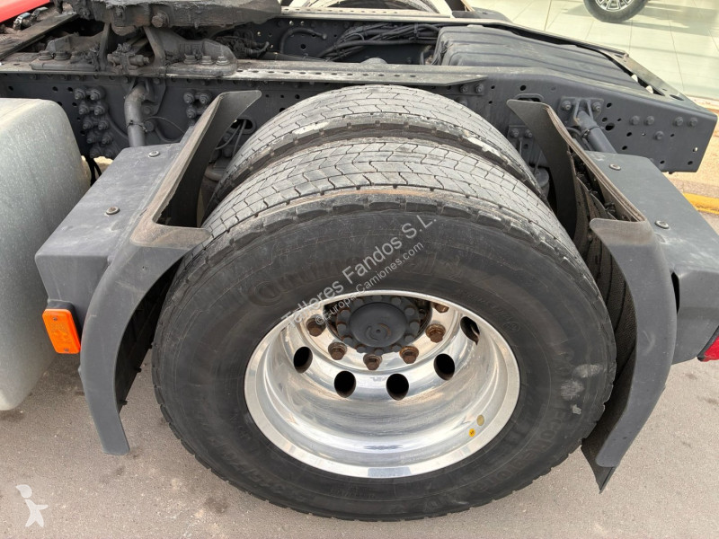 جرار Iveco  480 AUTOMATICO CON INTARDER
