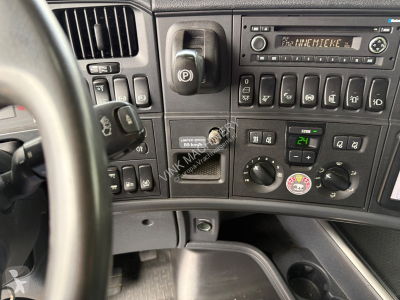 جرار Scania