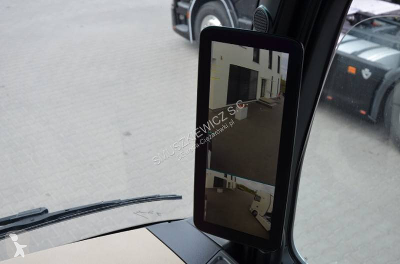 جرار Mercedes