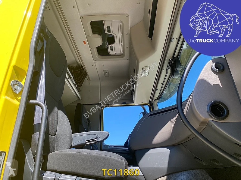 جرار DAF 430