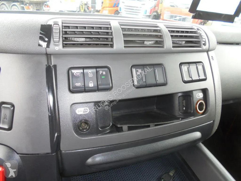 جرار DAF 400 + Euro 6