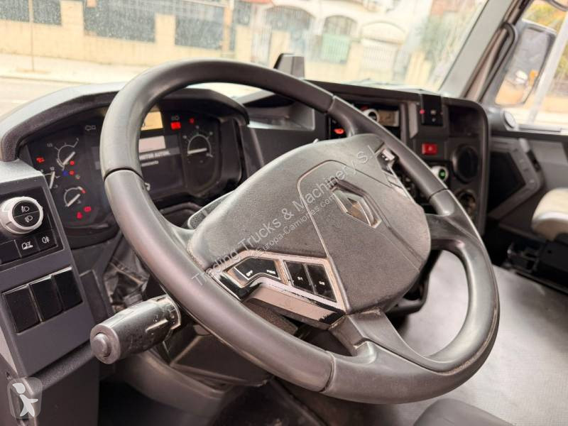 جرار Renault
