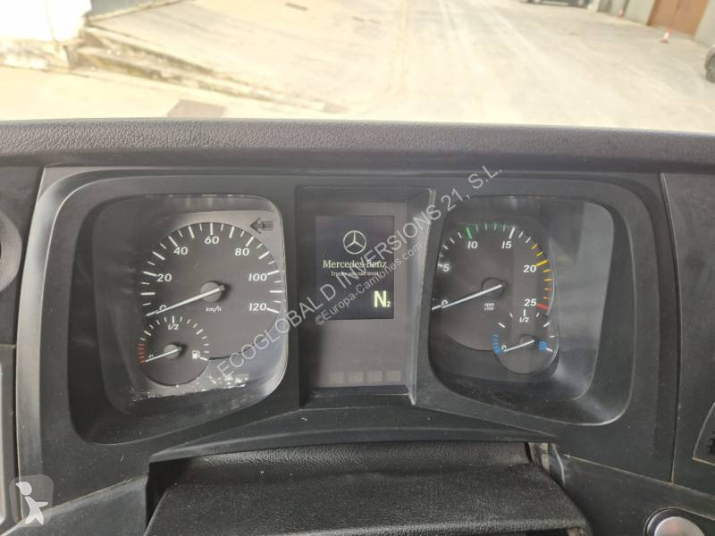 جرار Mercedes