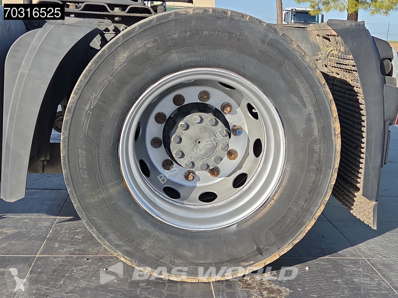 جرار Mercedes 1843 4X2 ClassicSpace Retarder