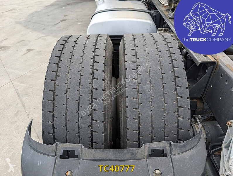 جرار DAF 440