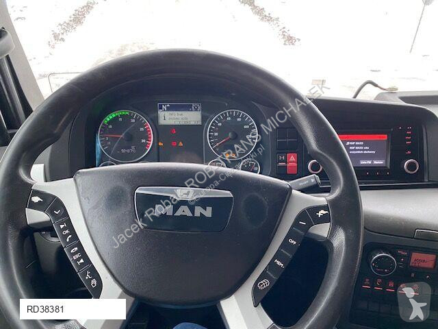 جرار MAN 18-440
