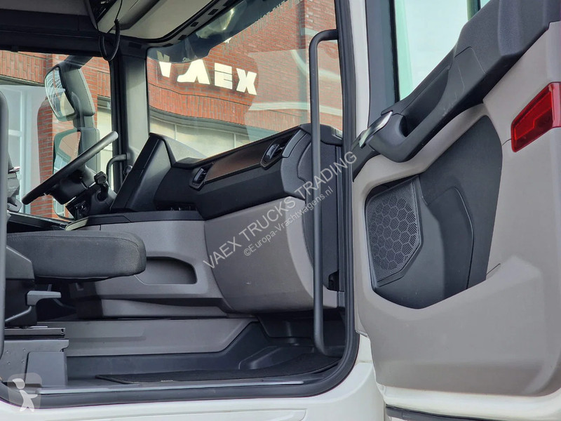 Trekker Scania R460 Highline 6x2 - Retarder -...