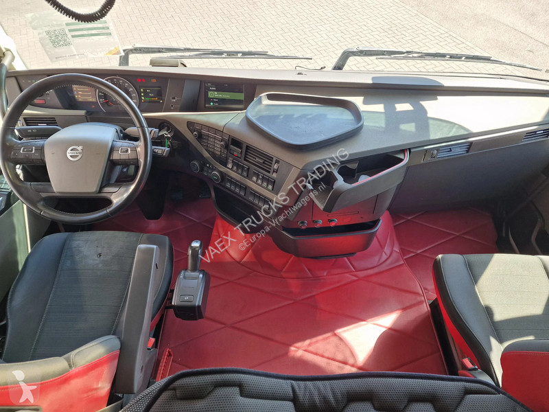 جرار Volvo 13500 Low roof 6x2 - PTO/Hydraulic -...