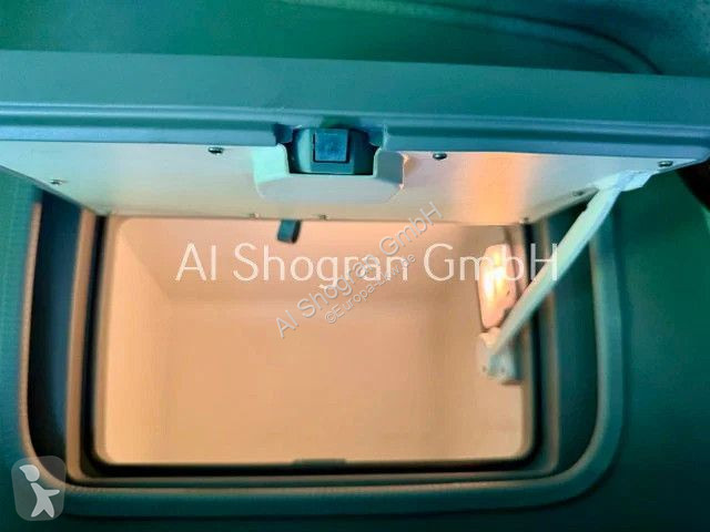 جرار Volvo 16700 Globetrotter...