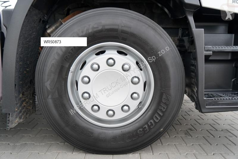 Влекач Renault T 430