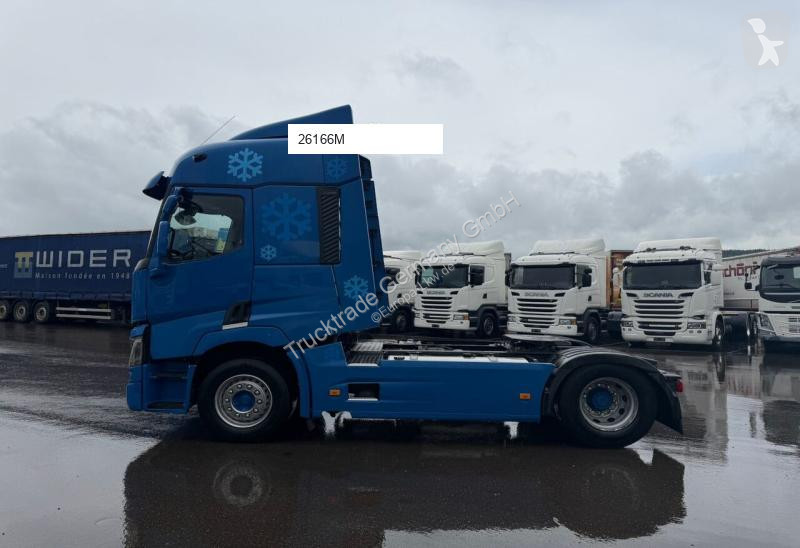 جرار Renault T460