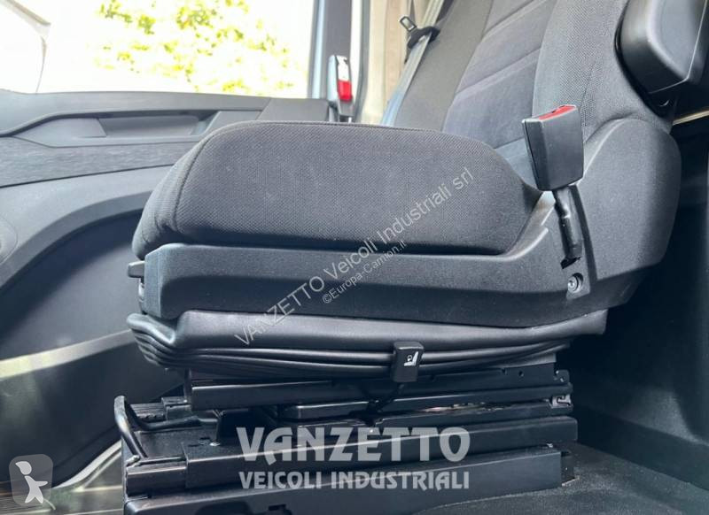 جرار Iveco