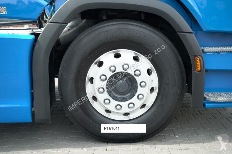 Влекач Scania