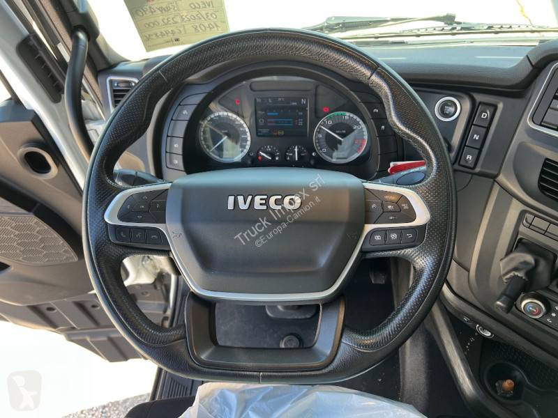جرار Iveco