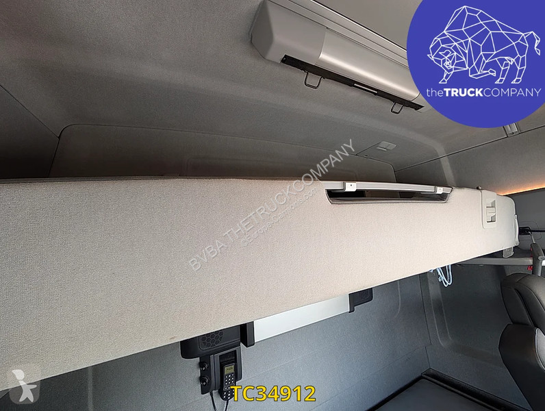 جرار Renault T 520