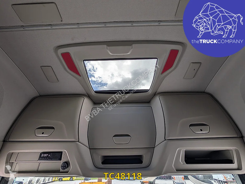 جرار Iveco S-Way 510
