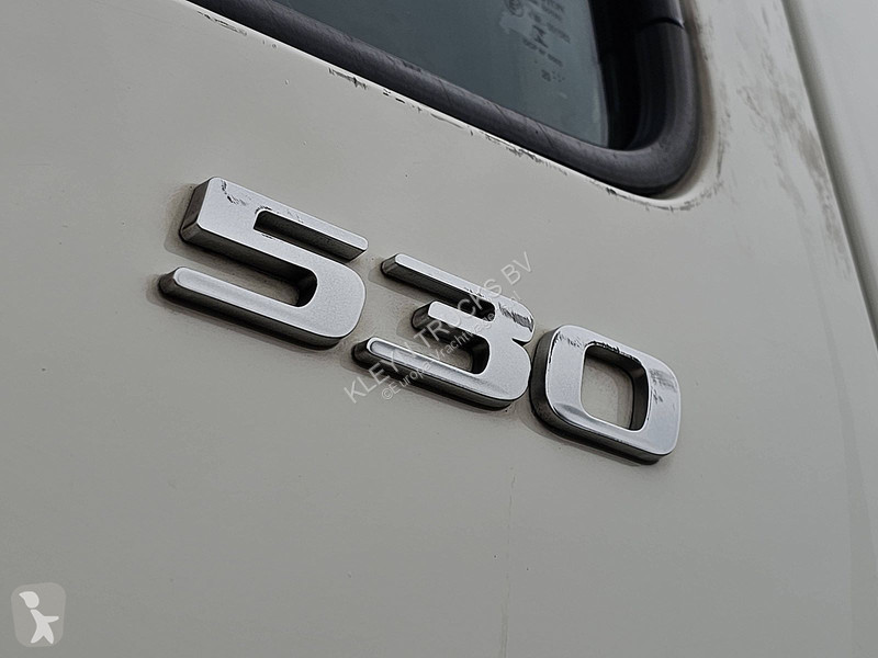جرار DAF 530
