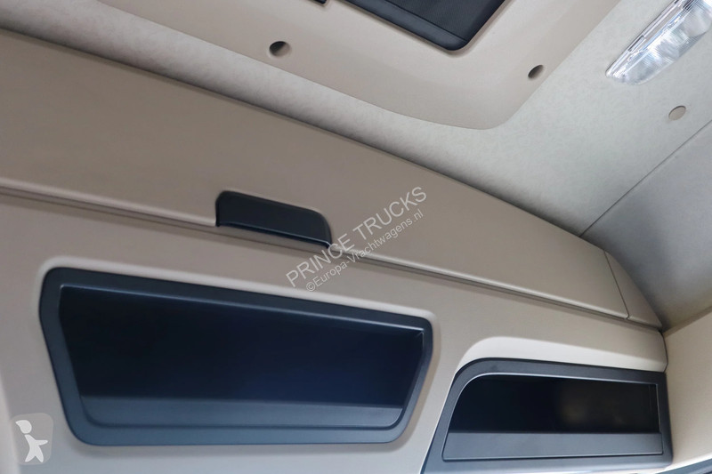 Trekker Mercedes 1846 * Hydraulic * 4x2 *