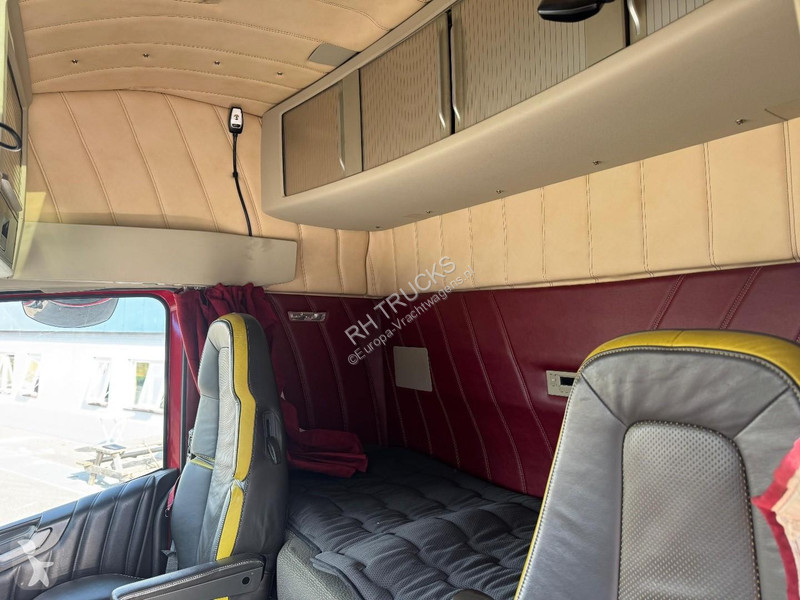 جرار Volvo 16750 6X4 EURO 6 + EPSILON S260Z +...