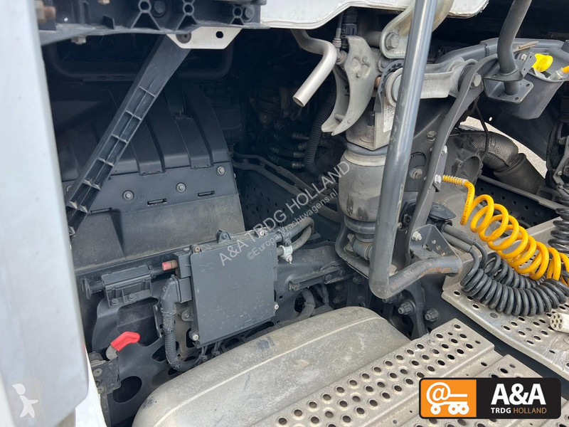 Cabeza tractora Mercedes ACTROS 1845