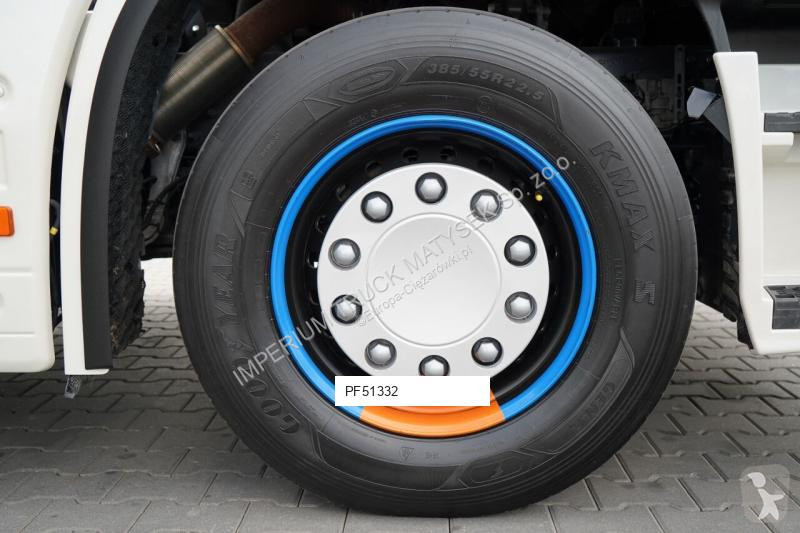 جرار Renault T 520