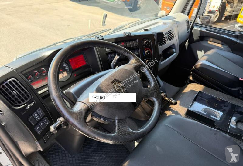 جرار Renault 586 D10.240