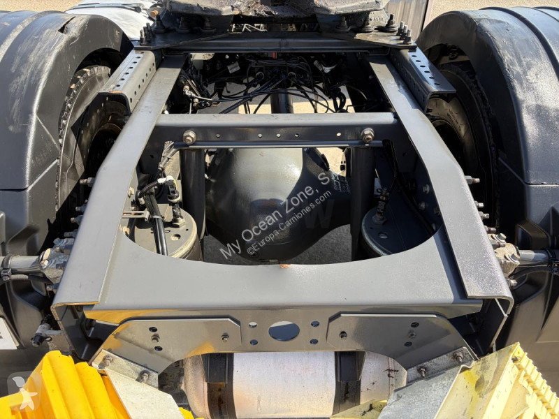 جرار Renault T440