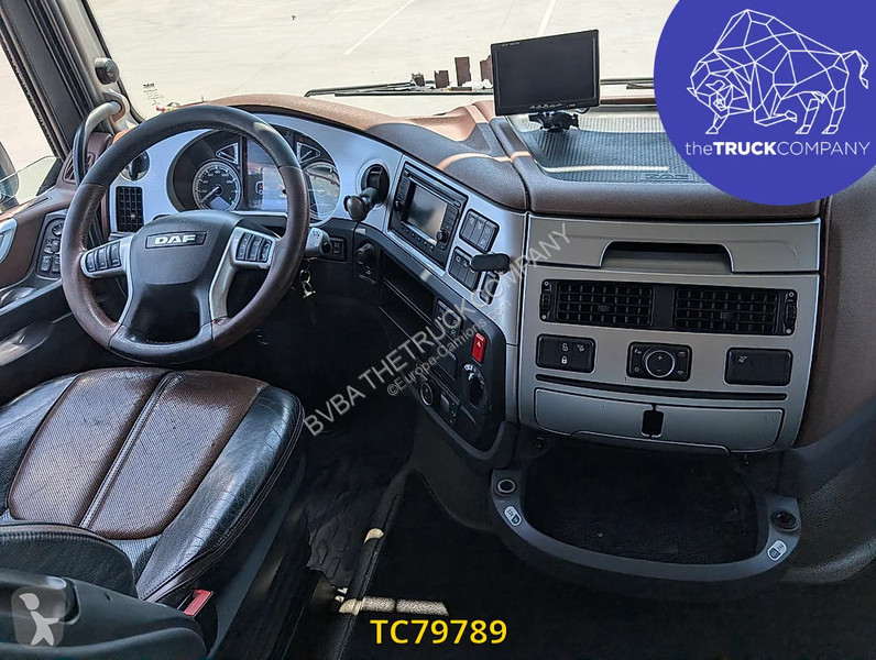 جرار DAF 530