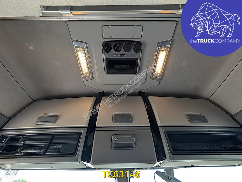 جرار Renault T 480
