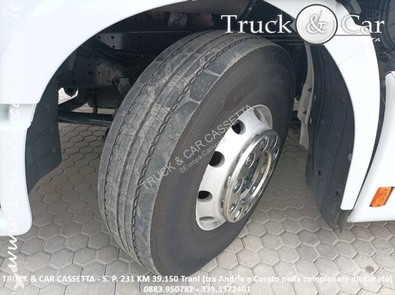 Iveco  tractor unit