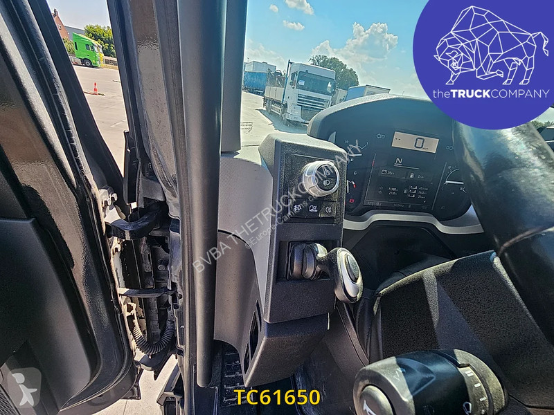 جرار Renault T 460