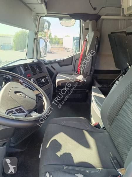 جرار Renault