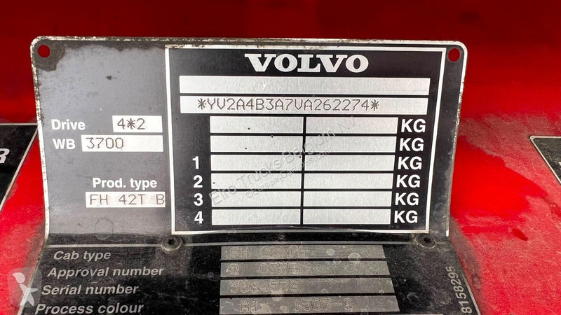 جرار Volvo 12420 (MANUAL GEARBOX / BOITE MANUELLE)
