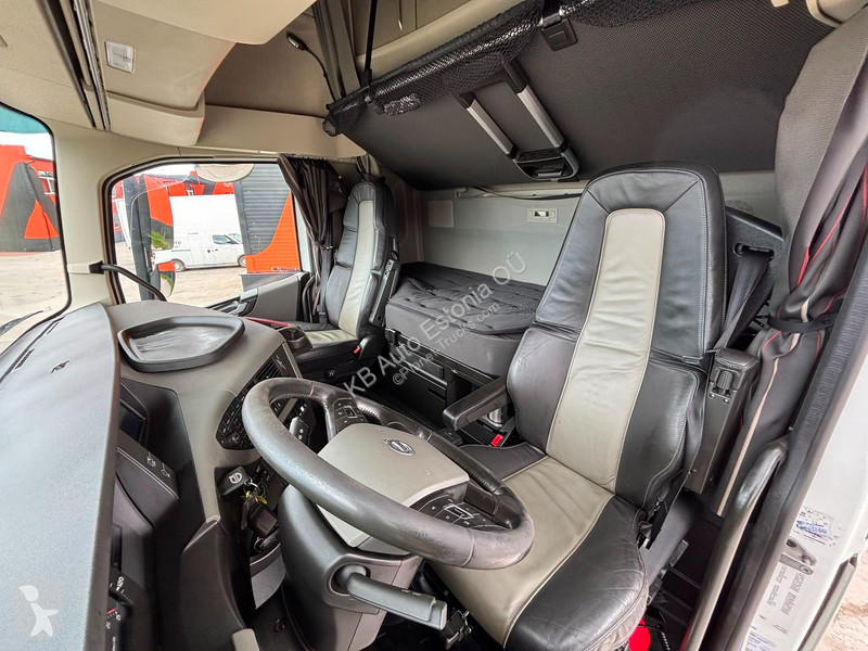 Trattore Stradale Volvo 500 6x2 GLOBE XL /...