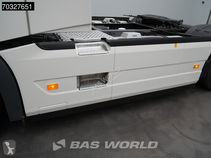 Trekker Volvo FH 460 4X2 XL 2xTanks VEB+...