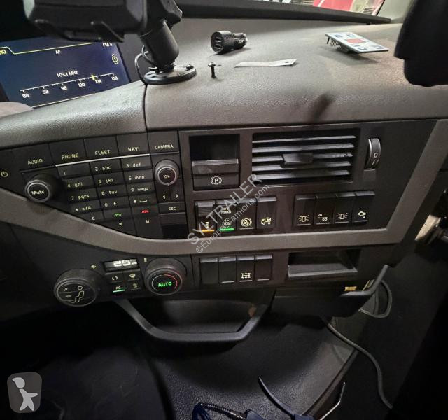 Tracteur Volvo 650